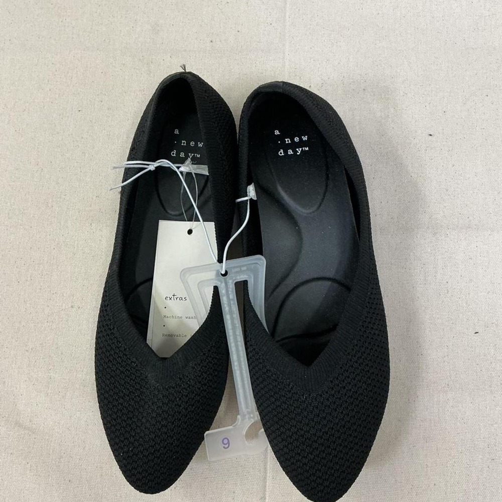A New Day black knit‎ flats